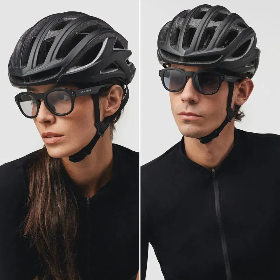 Café du Cycliste Eyewear Maurice - Black Frame Grey Photocromic Lens