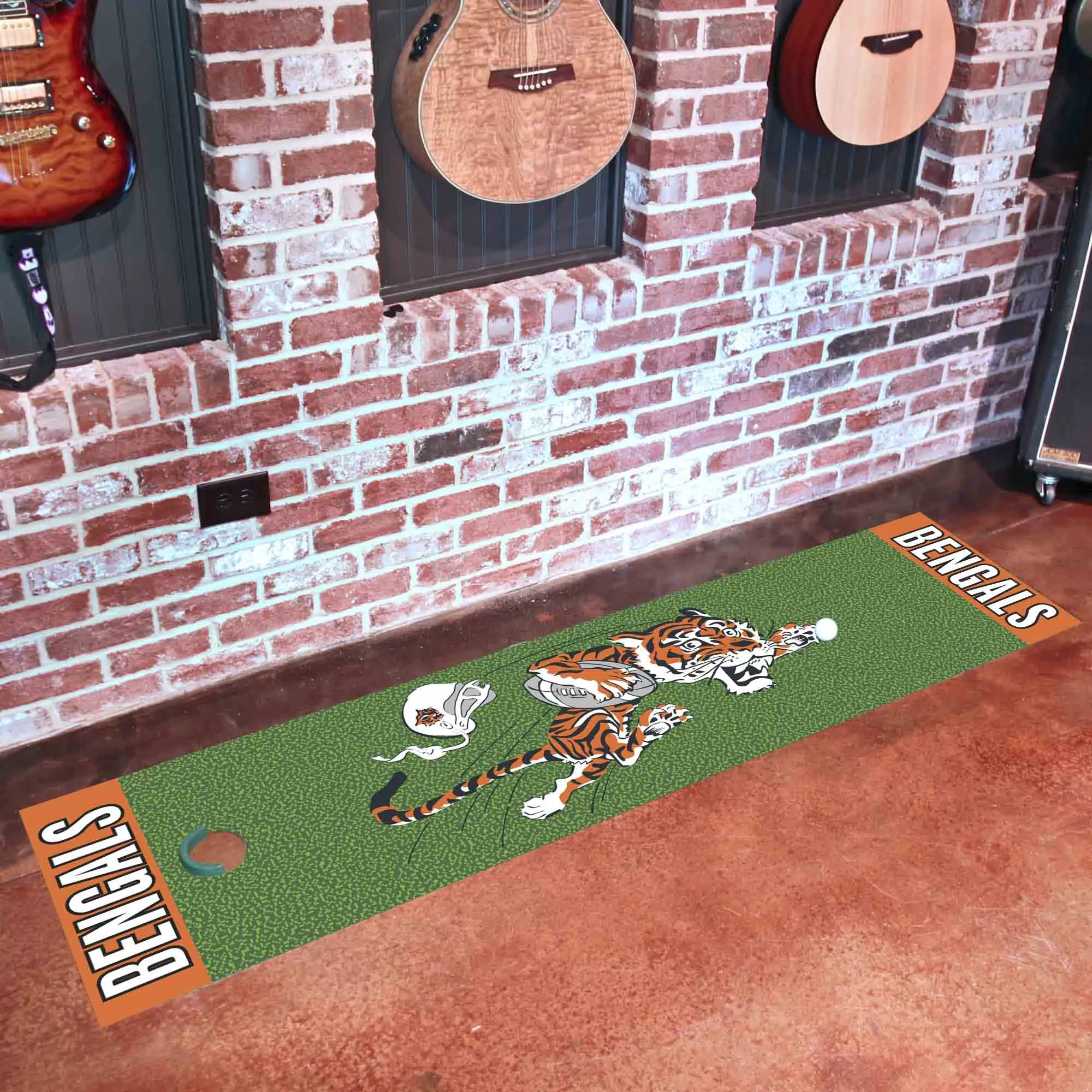 Cincinnati Bengals Putting Green Mat - 1.5ft. x 6ft., NFL Vintage