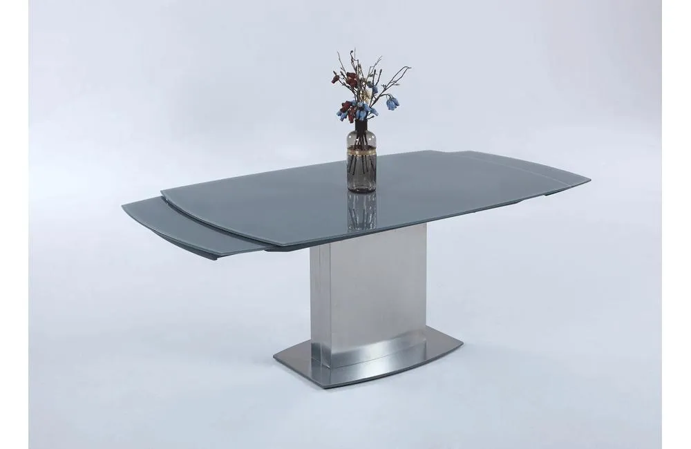 Gian Dining Table