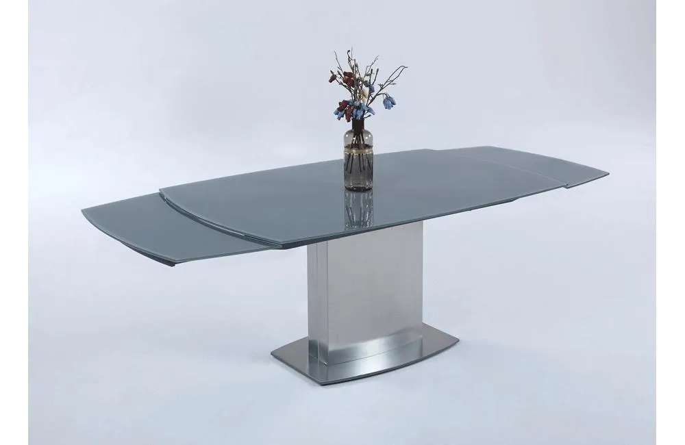 Gian Dining Table