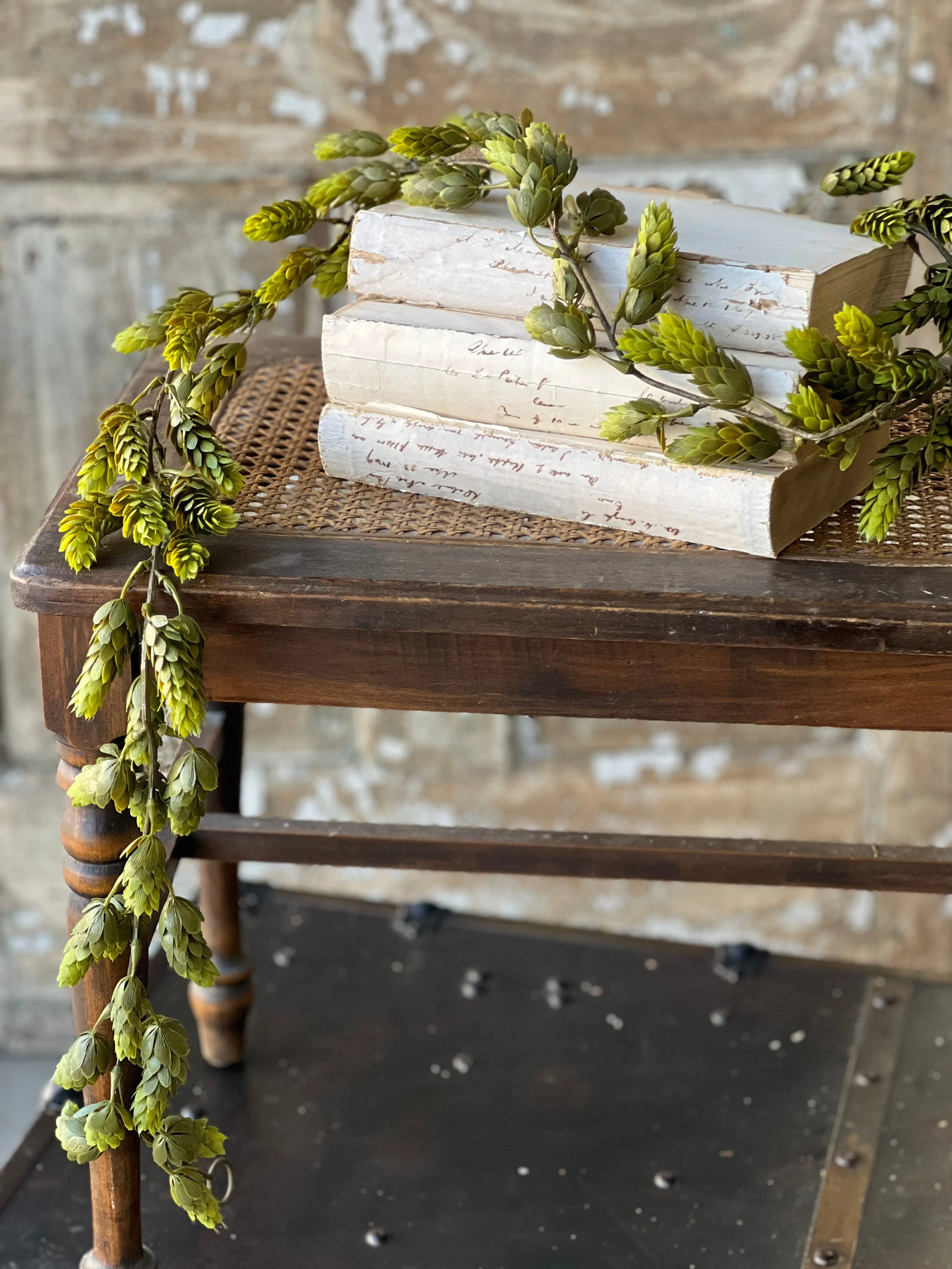 Hops Garland | 5' | Green | DOLLAR DAYS!  $1.00-48 *