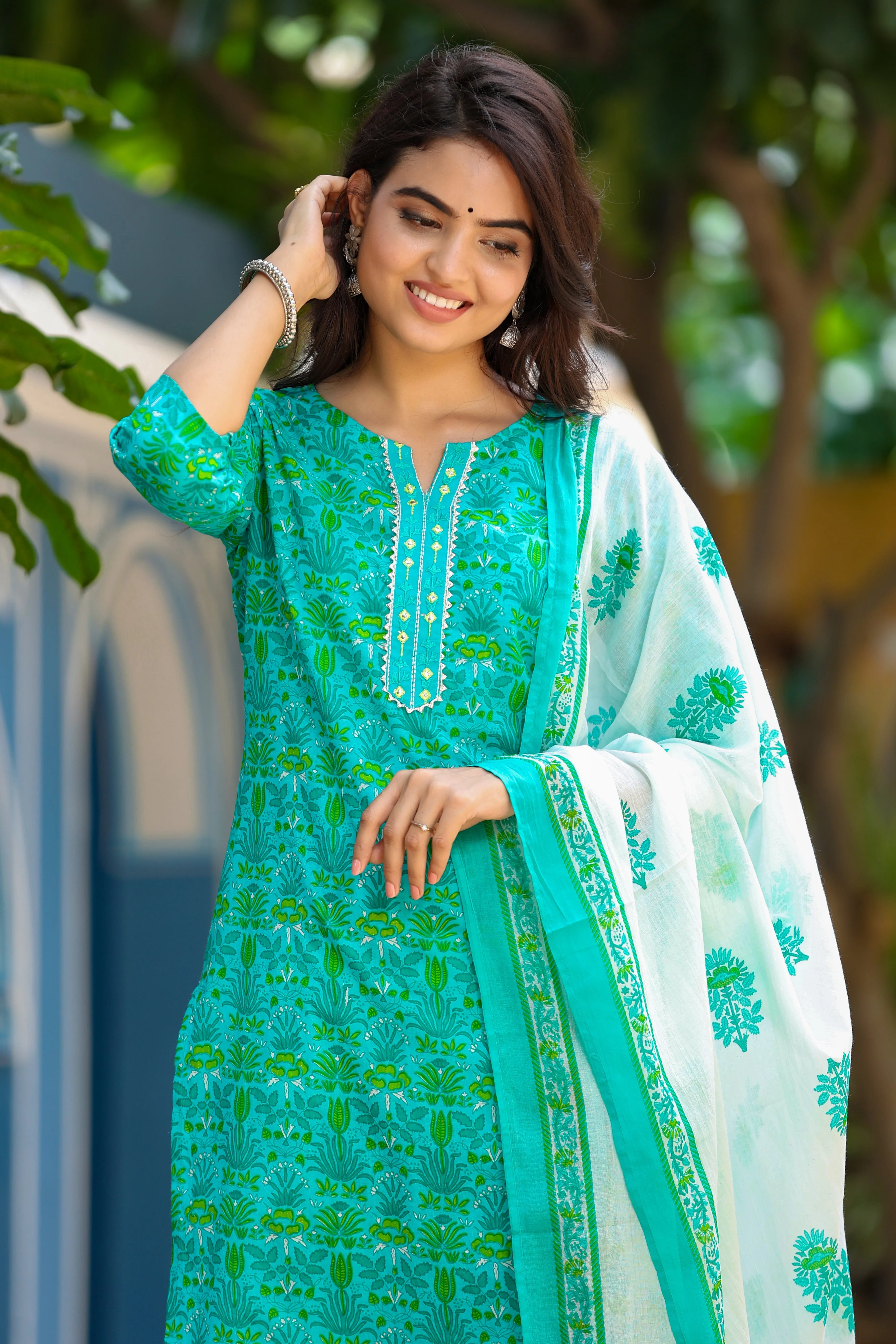 Women Green & Offwhite Handblock Printed Dupatta Set